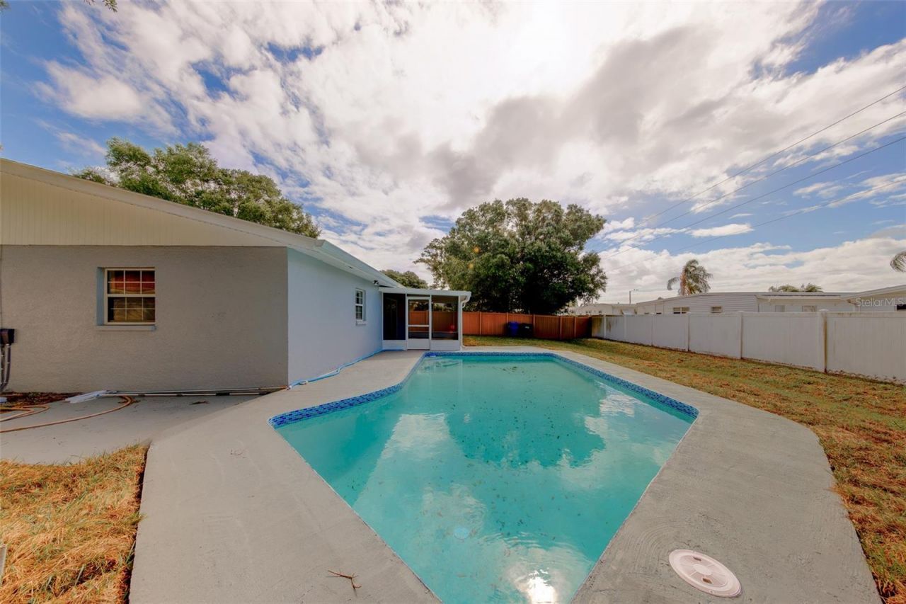 3426 7th Avenue Se, Largo, FL 33771 Photo