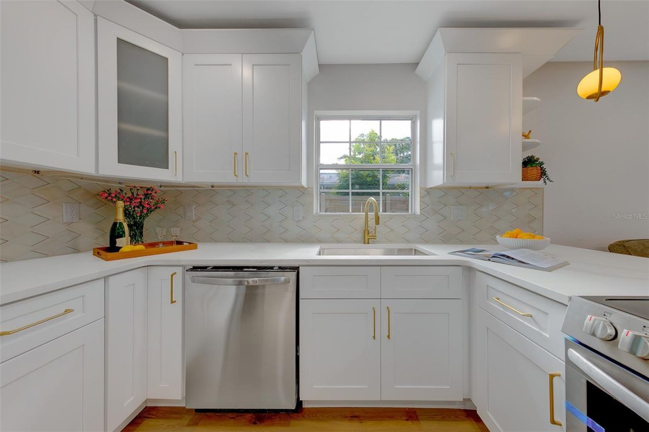 3426 7th Avenue Se, Largo, FL 33771 Photo