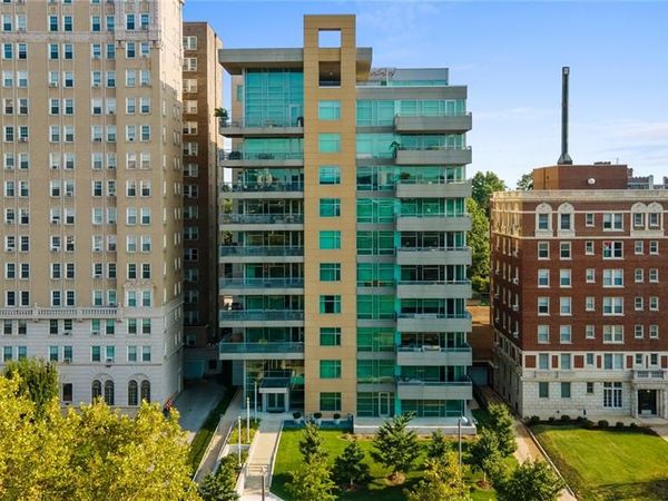 4545 Lindell Boulevard, Unit 3, St Louis, MO 63108