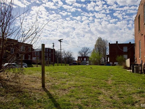 2847 Nebraska Avenue , St Louis, MO 63118