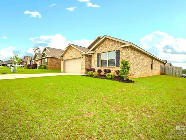 10566 Brodick Loop, Spanish Fort, AL 36527