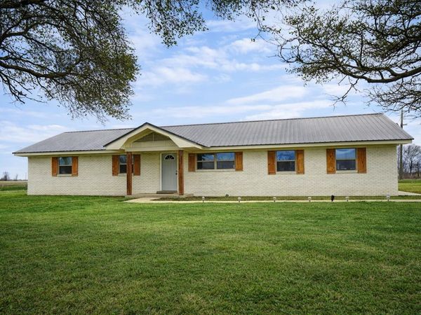 56 Kroeker, Moorhead, MS 38761