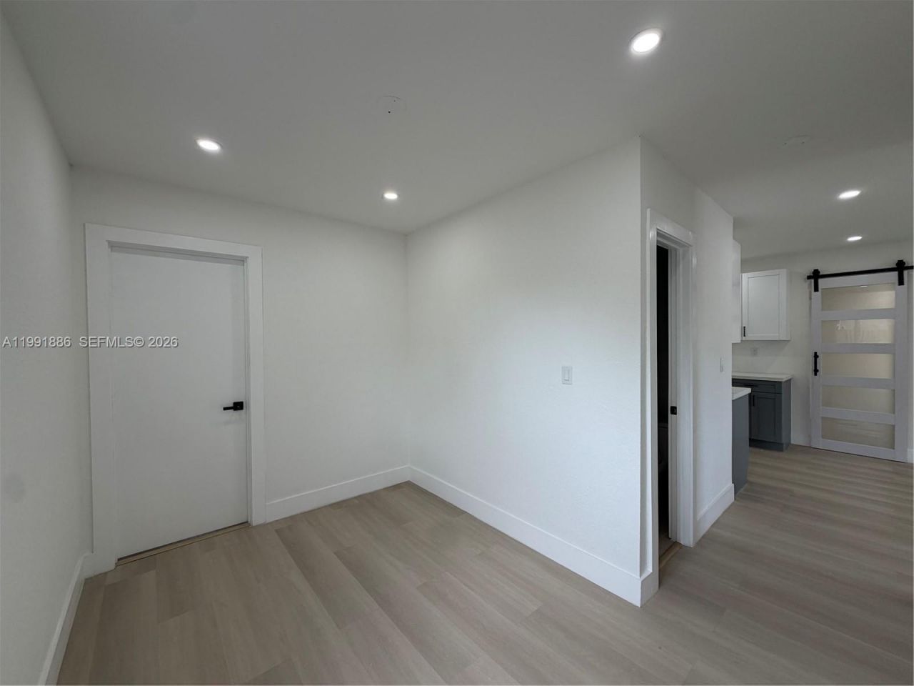 1766 Lauderdale Manor Dr, Fort Lauderdale, FL 33311 Photo