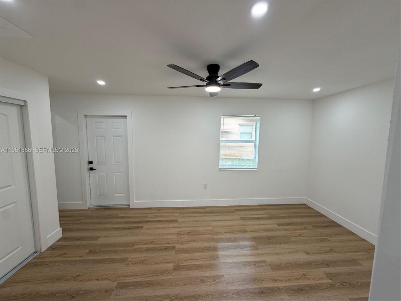 1766 Lauderdale Manor Dr, Fort Lauderdale, FL 33311 Photo