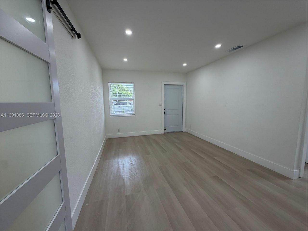 1766 Lauderdale Manor Dr, Fort Lauderdale, FL 33311 Photo