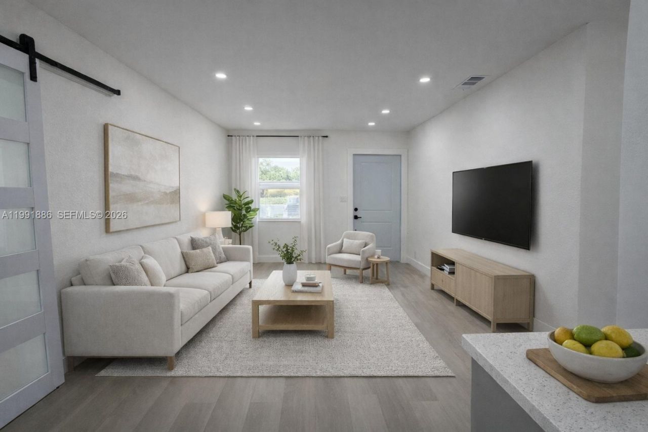 1766 Lauderdale Manor Dr, Fort Lauderdale, FL 33311 Photo