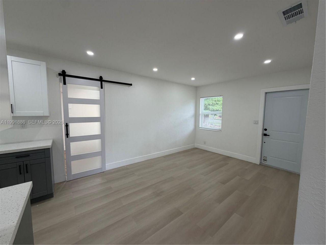 1766 Lauderdale Manor Dr, Fort Lauderdale, FL 33311 Photo