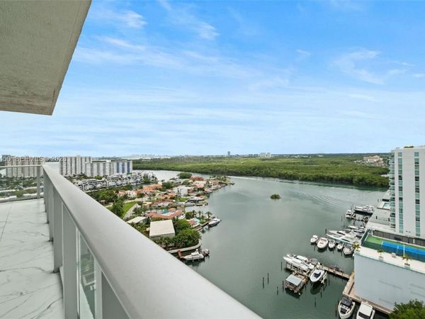 330 Sunny Isles Blvd, Unit 5-2102, Sunny Isles Beach, FL 33160