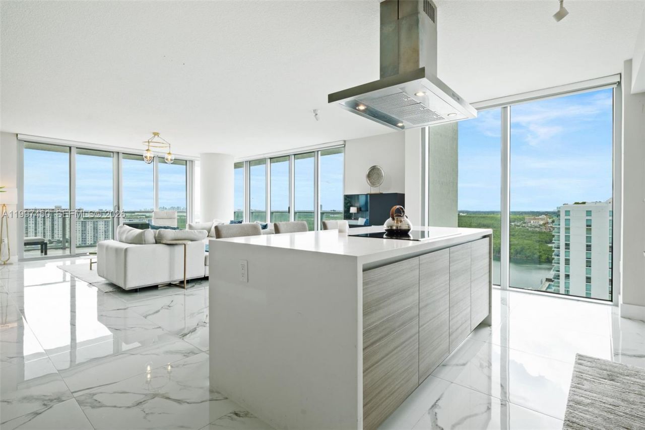 330 Sunny Isles Blvd, Unit 5-2102, Sunny Isles Beach, FL 33160 Photo
