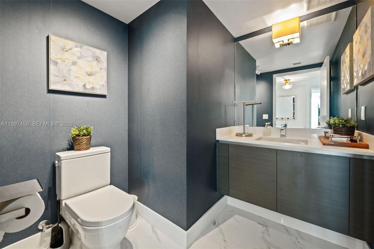 330 Sunny Isles Blvd, Unit 5-2102, Sunny Isles Beach, FL 33160 Photo