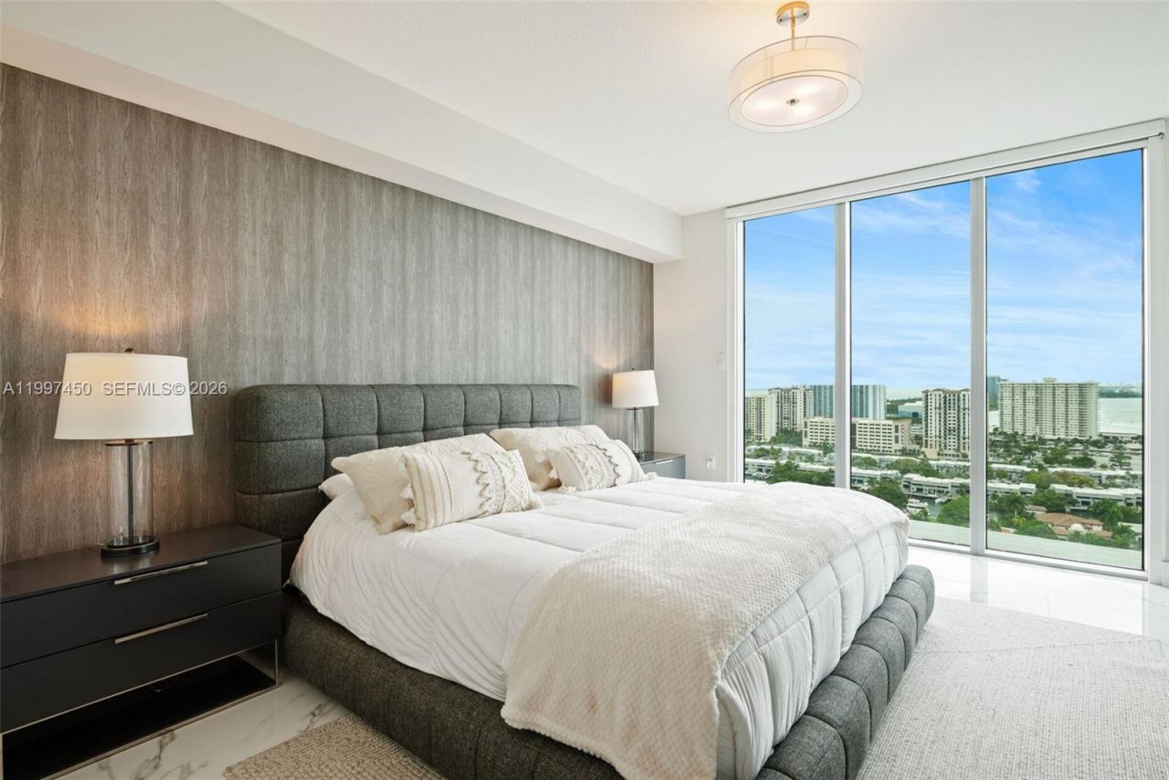 330 Sunny Isles Blvd, Unit 5-2102, Sunny Isles Beach, FL 33160 Photo