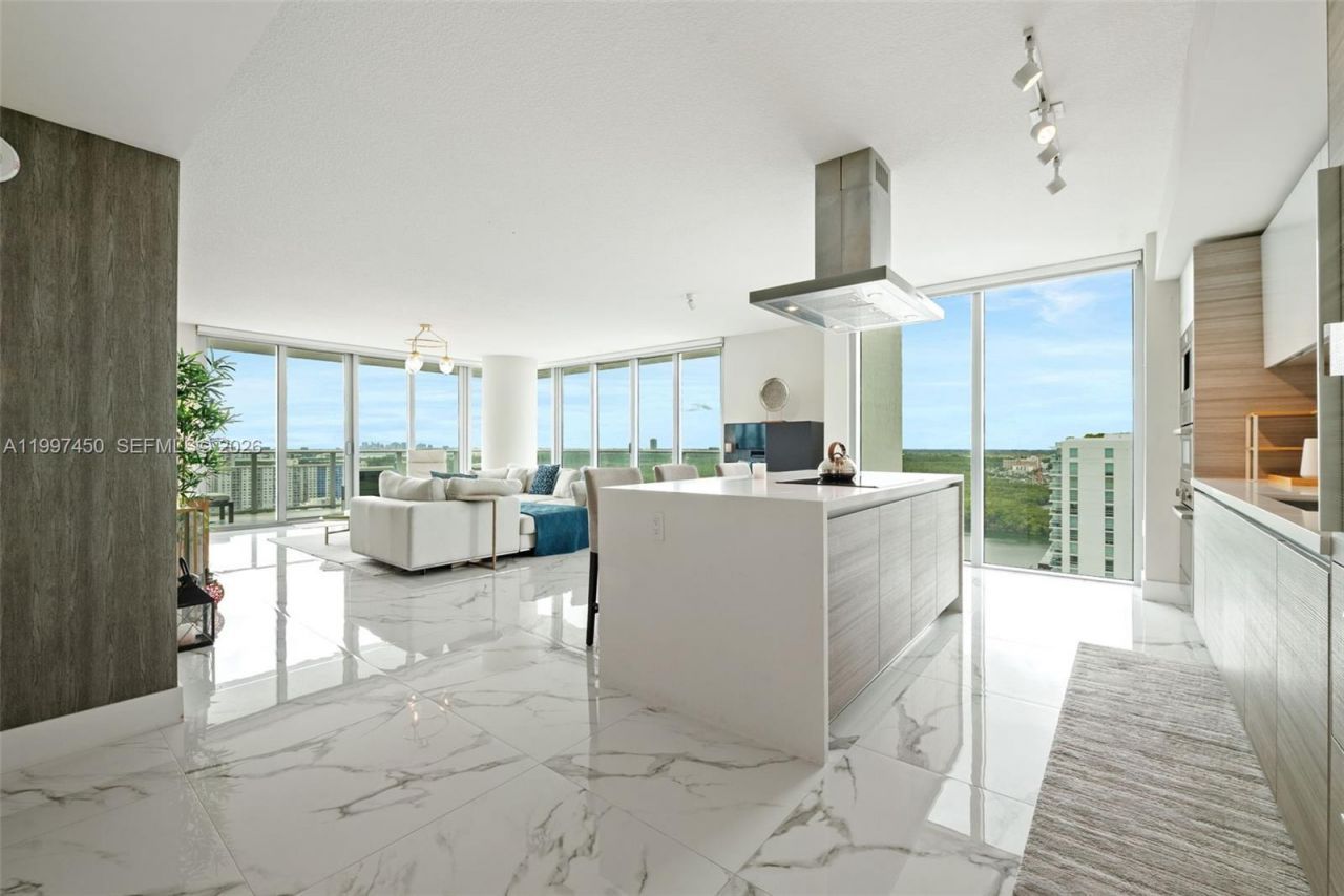 330 Sunny Isles Blvd, Unit 5-2102, Sunny Isles Beach, FL 33160 Photo