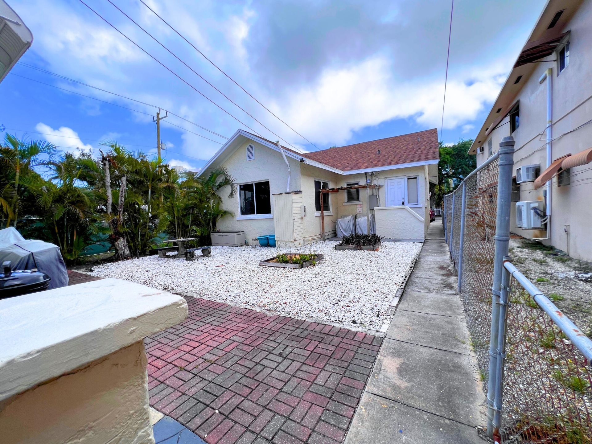 1909 Monroe Street, Hollywood, FL 33020 Photo