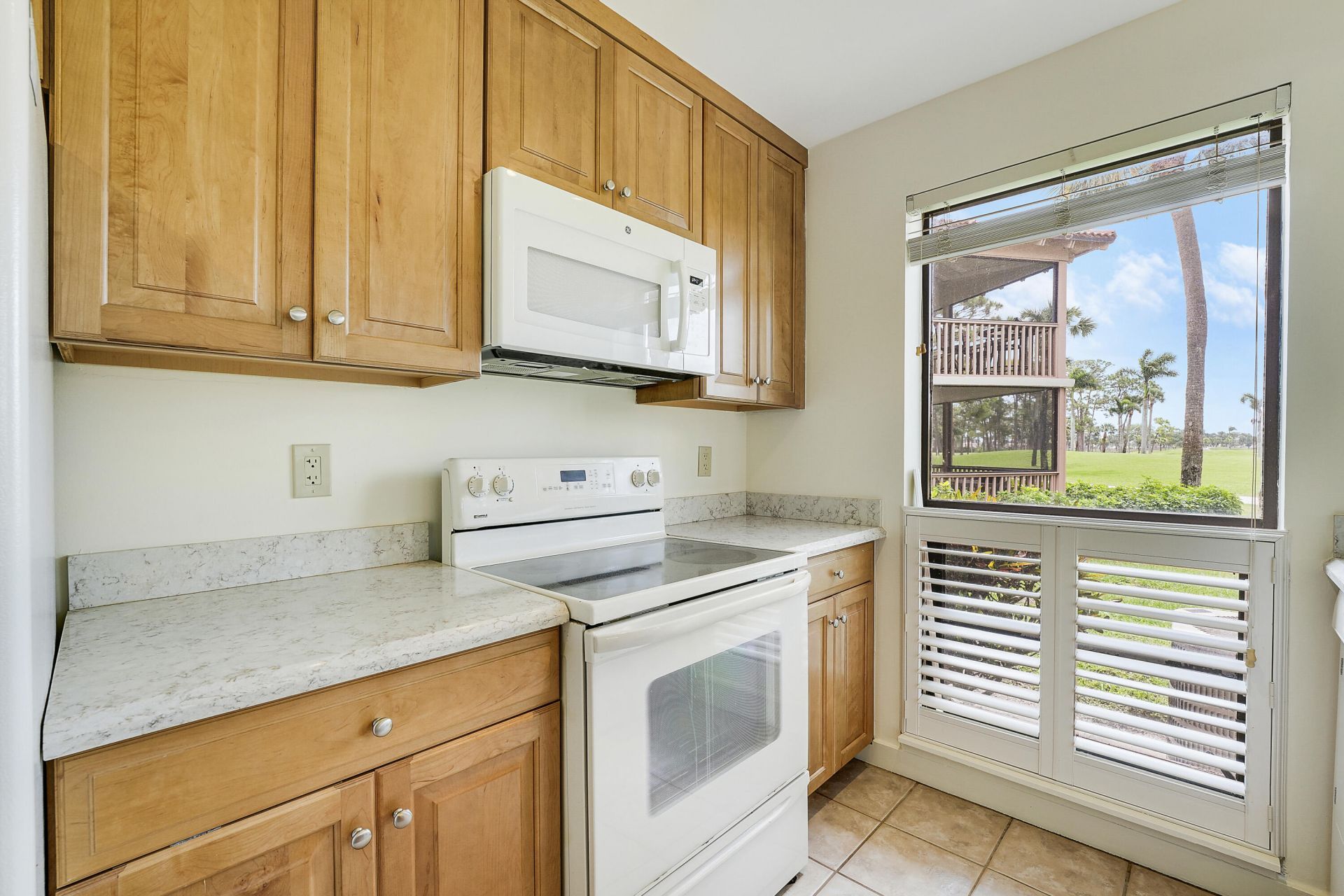 302 Brackenwood Circle, Palm Beach Gardens, FL 33418 Photo