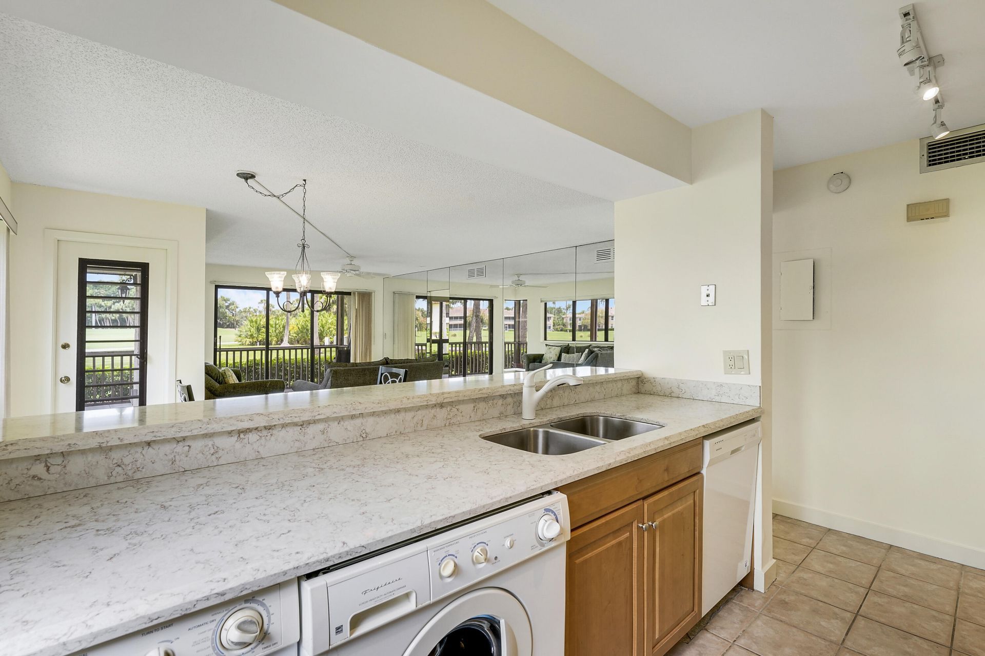 302 Brackenwood Circle, Palm Beach Gardens, FL 33418 Photo