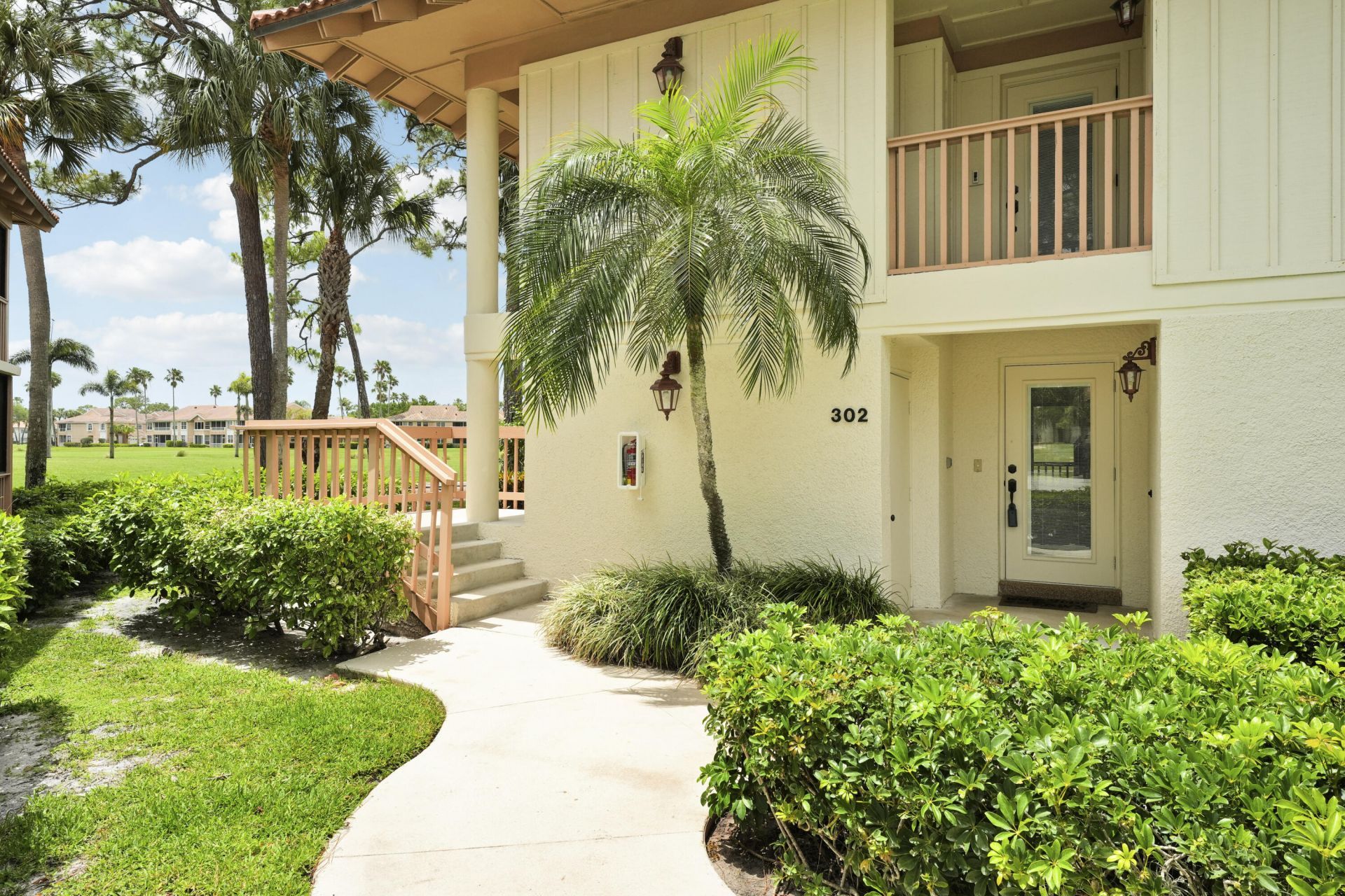 302 Brackenwood Circle, Palm Beach Gardens, FL 33418 Photo