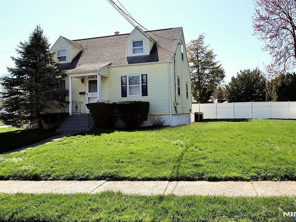 37-17 Jasper Road, FAIRLAWN, NJ 07410