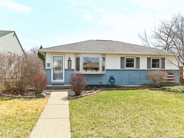 3423 E Whittaker Ave, Cudahy, WI 53110