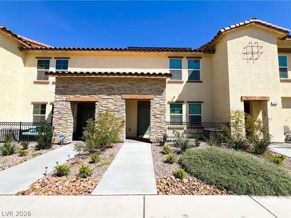 1125 Meadow Sparrow Place, Henderson, NV 89011