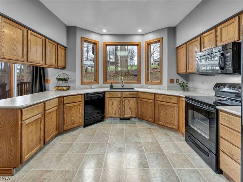 4592 Muirwood Place , Stow, OH 44224 Photo 10