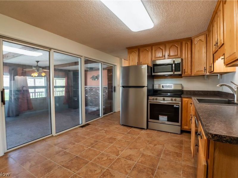 1993 Kelsey Drive , Cuyahoga Falls, OH 44221 Photo 14