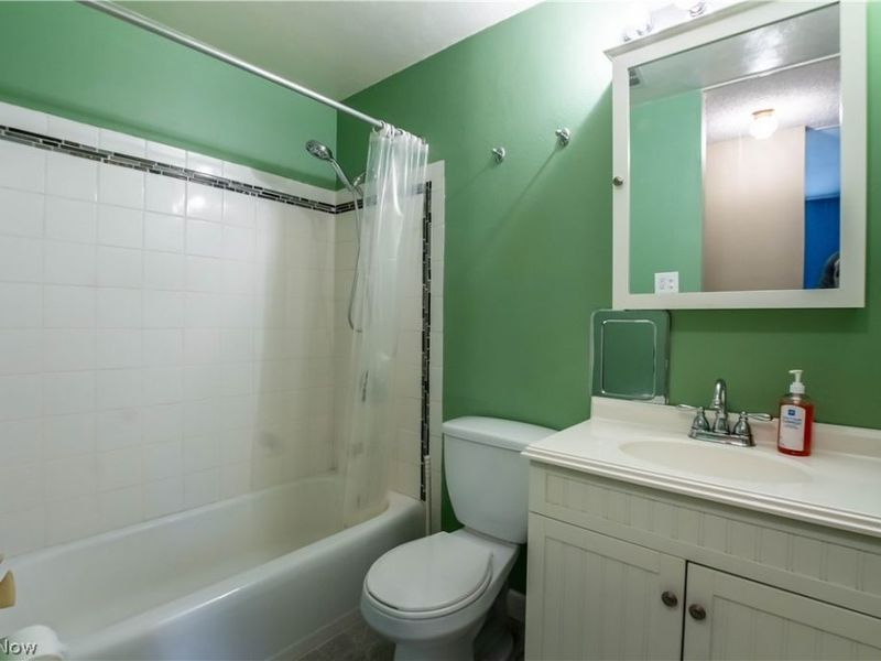 1993 Kelsey Drive , Cuyahoga Falls, OH 44221 Photo 22