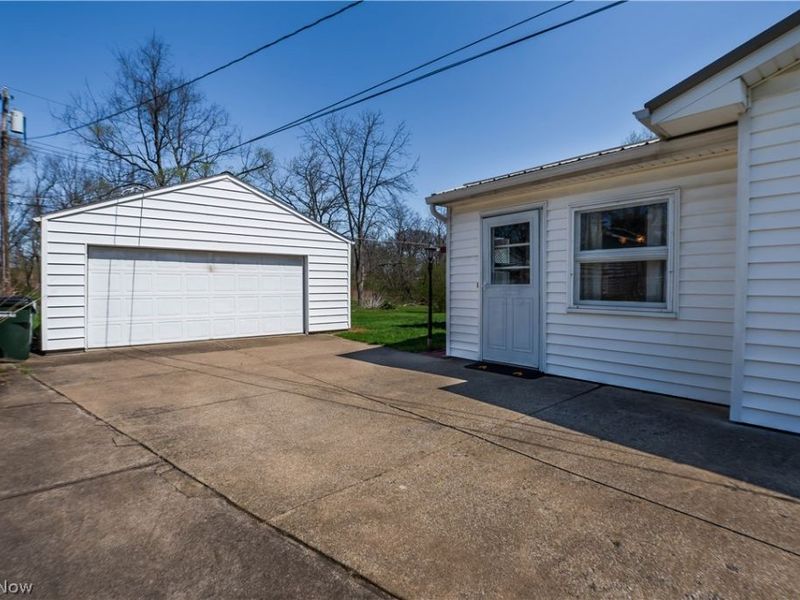 1993 Kelsey Drive , Cuyahoga Falls, OH 44221 Photo 7