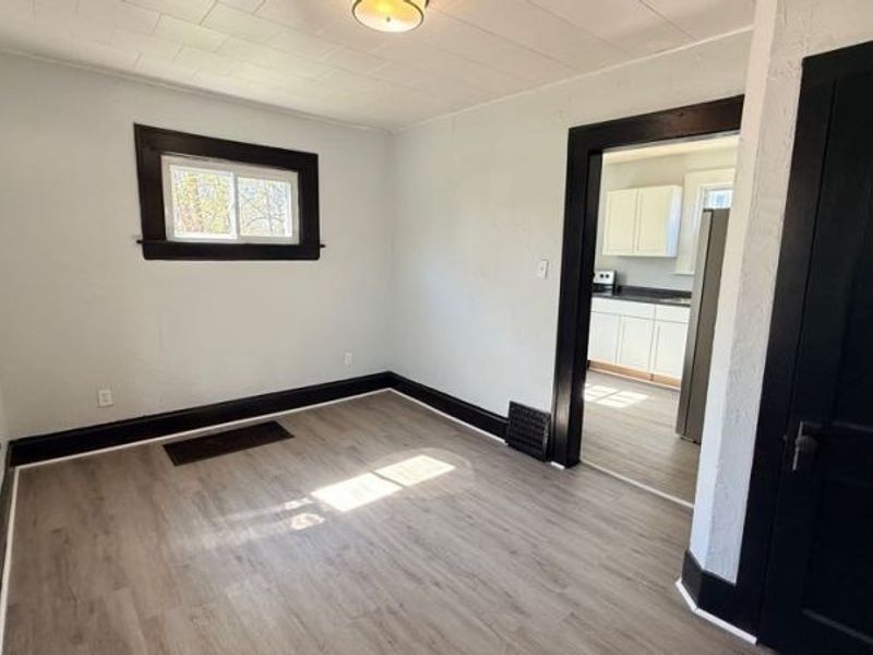 1432 League Street , Akron, OH 44305 Photo 8