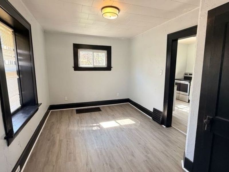 1432 League Street , Akron, OH 44305 Photo 9