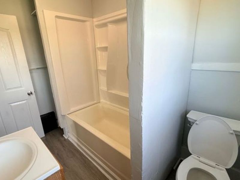 1432 League Street , Akron, OH 44305 Photo 18