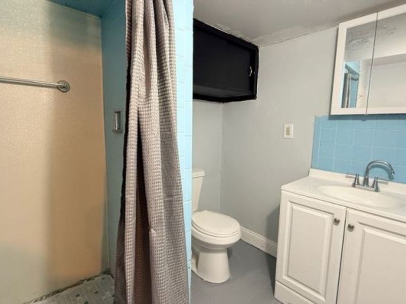 1432 League Street , Akron, OH 44305 Photo 27