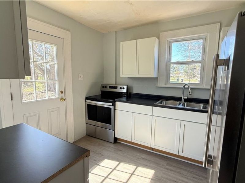 1432 League Street , Akron, OH 44305 Photo 6