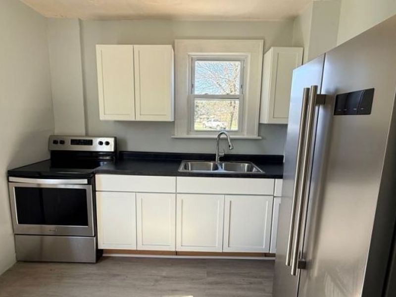 1432 League Street , Akron, OH 44305 Photo 7