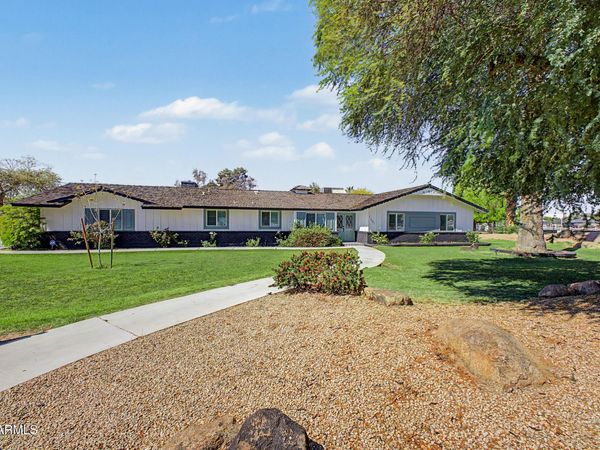 1501 W DUNLAP Avenue, Phoenix, AZ 85021