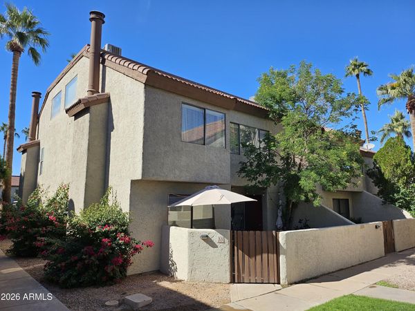 2040 S LONGMORE Road, Unit 33, Mesa, AZ 85202