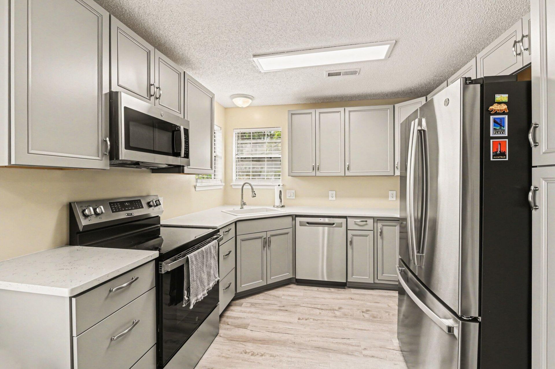 8507 William Moultrie Drive Photo 14