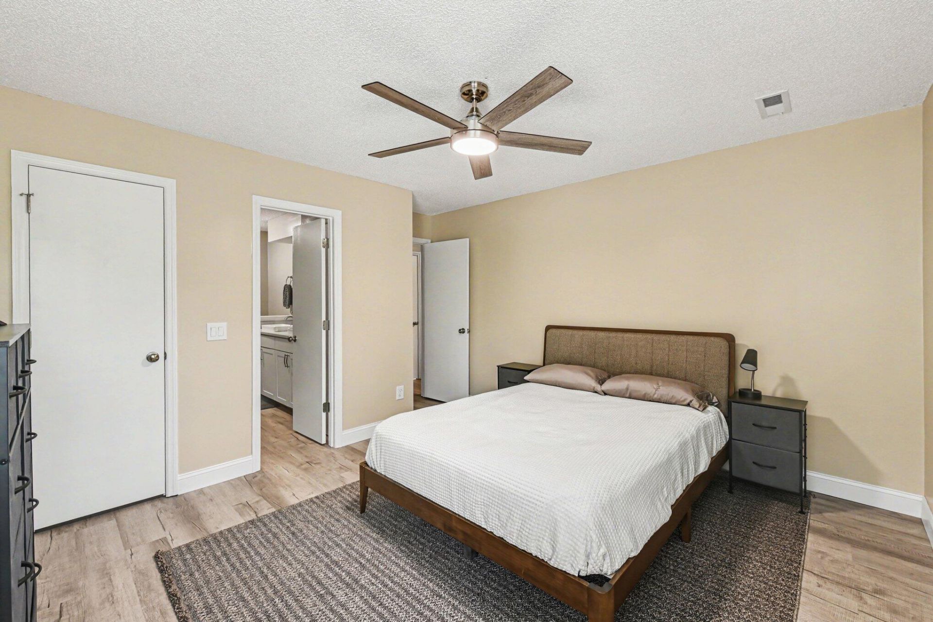 8507 William Moultrie Drive Photo 18