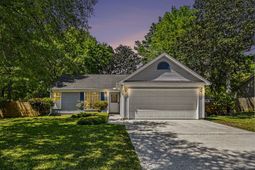 8507 William Moultrie Drive photo 4