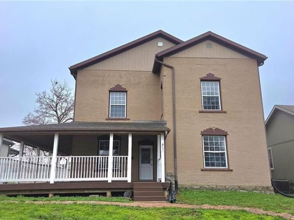 405 W Peoria Street, Paola, KS 66071