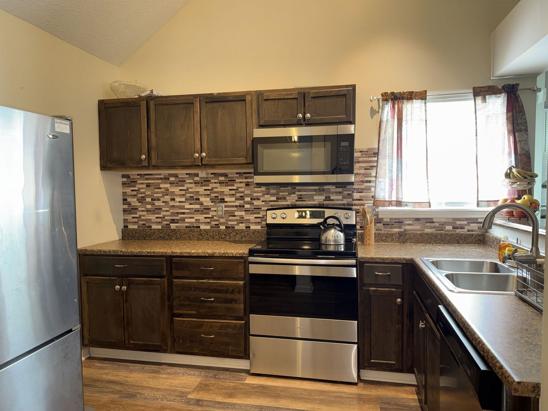 133 Whitehaven Ct. Photo 9