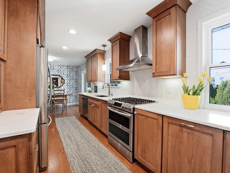 1444 Havencrest Court , Columbus, OH 43220 Photo 13