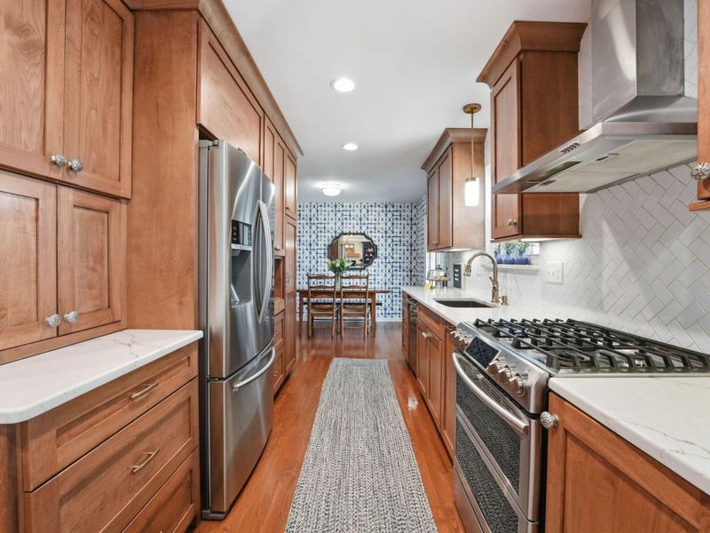 1444 Havencrest Court , Columbus, OH 43220 Photo 14