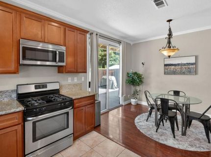 5331 Blue Sapphire Ct, Elk Grove, CA 95758 Photo