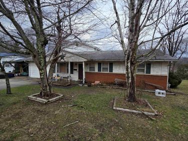 106 Pinecrest Drive, Parsons, WV 26287
