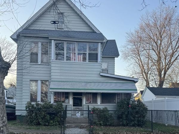 47 Keith St, Springfield, MA 01108