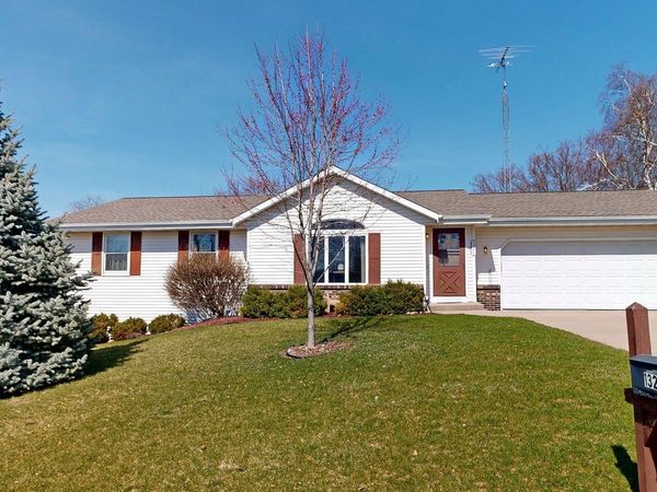 1321 Jamesway, Fort Atkinson, WI 53538