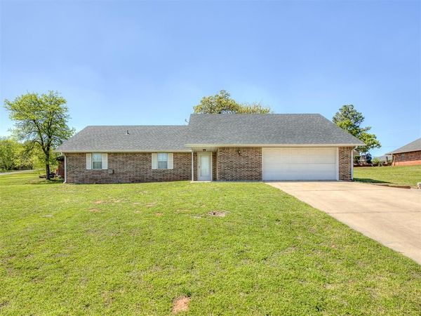 105 Eldridge Avenue, Luther, OK 73054