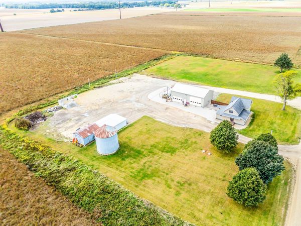 5419 W Bennington Road, Cedar Falls, IA 50613