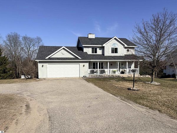 8956 Lamplighter Lane, Cadillac, MI 49601