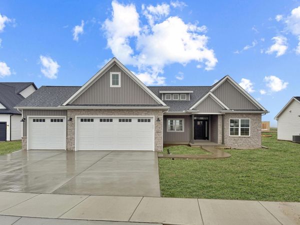 1412 Tinley Lane , Mahomet, IL 61853